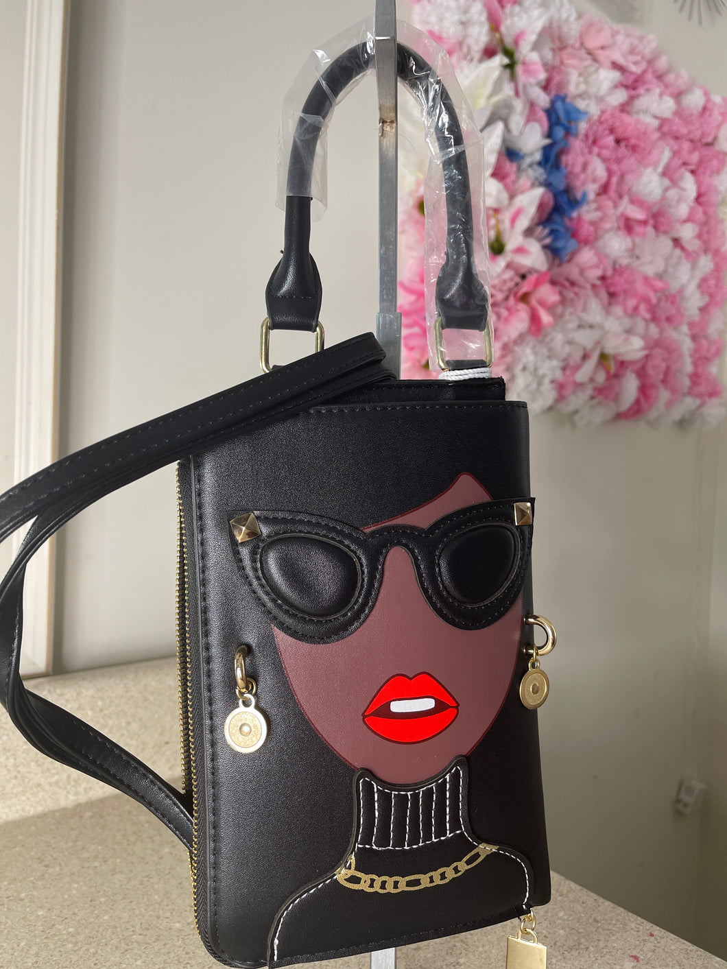 Queen Face Black Handbag